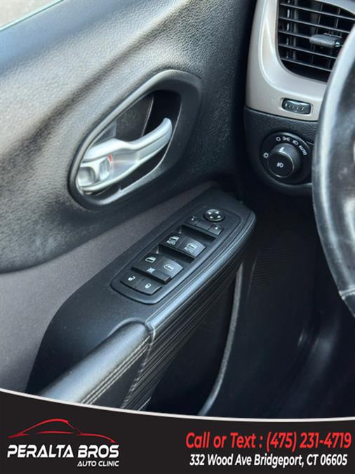 2016 Jeep Cherokee 4WD 4dr Latitude, available for sale in Bridgeport, Connecticut | Peralta Bros Auto Clinic. Bridgeport, Connecticut 2016 Jeep Cherokee 4WD 4dr Latitude, available for sale in Bridgeport, Connecticut | Peralta Bros Auto Clinic. Bridgeport, Connecticut