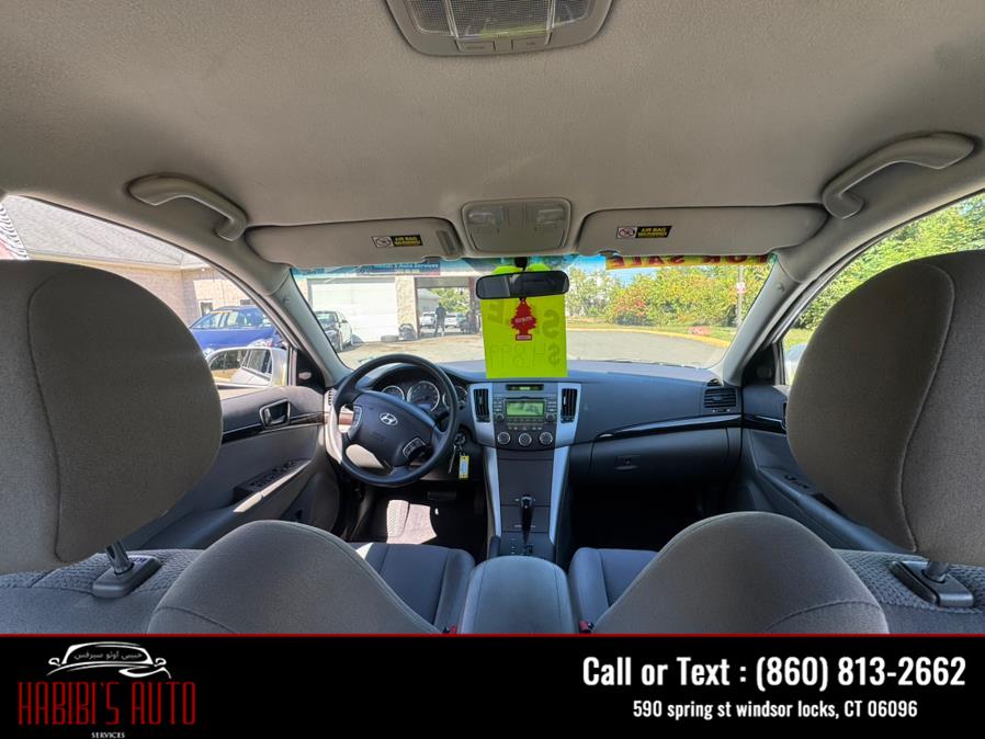 2009 Hyundai Sonata 4dr Sdn I4 Man GLS, available for sale in Windsor Locks, Connecticut | Habibis Auto Sales. Windsor Locks, Connecticut 2009 Hyundai Sonata 4dr Sdn I4 Man GLS, available for sale in Windsor Locks, Connecticut | Habibis Auto Sales. Windsor Locks, Connecticut