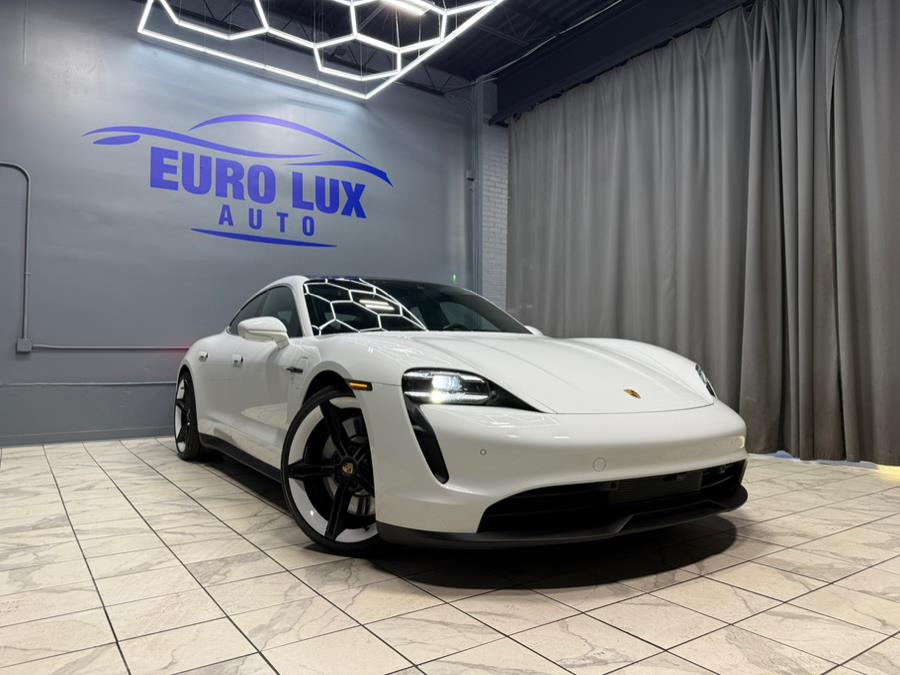 2021 Porsche Taycan 4S photo 3