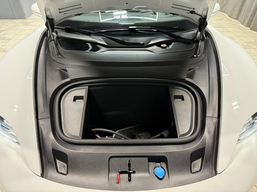 2021 Porsche Taycan 4S photo 37