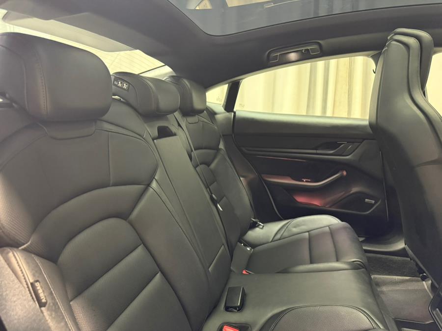 2021 Porsche Taycan 4S photo 16