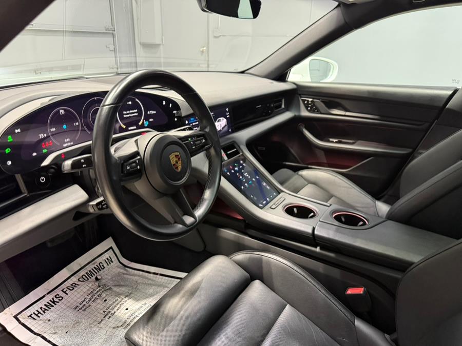 2021 Porsche Taycan 4S photo 10