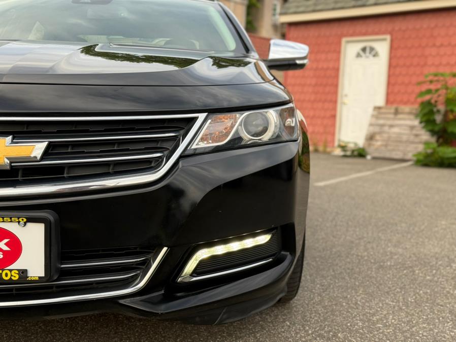 2015 Chevrolet Impala LTZ photo 2