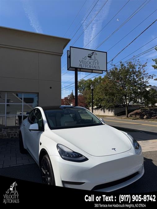2021 Tesla Model Y Long Range's photo