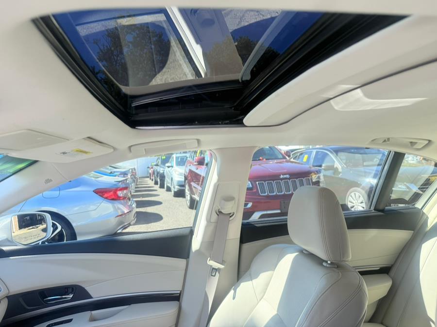 2016 Acura RLX 4dr Sdn Advance Pkg, available for sale in Hartford, Connecticut | VEB Auto Sales. Hartford, Connecticut 2016 Acura RLX 4dr Sdn Advance Pkg, available for sale in Hartford, Connecticut | VEB Auto Sales. Hartford, Connecticut