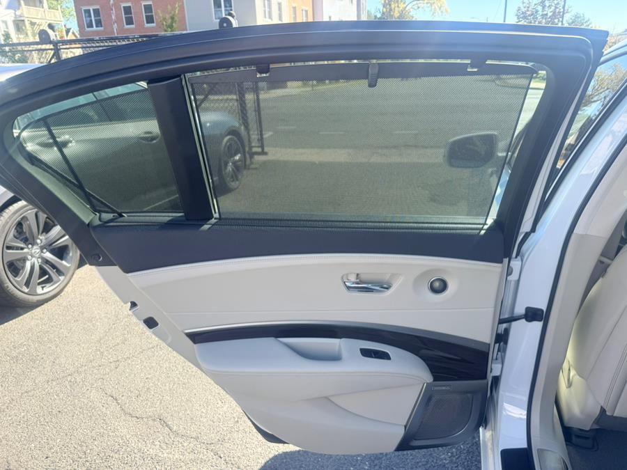 2016 Acura RLX 4dr Sdn Advance Pkg, available for sale in Hartford, Connecticut | VEB Auto Sales. Hartford, Connecticut 2016 Acura RLX 4dr Sdn Advance Pkg, available for sale in Hartford, Connecticut | VEB Auto Sales. Hartford, Connecticut