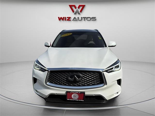 2019 Infiniti QX50 Essential photo 2