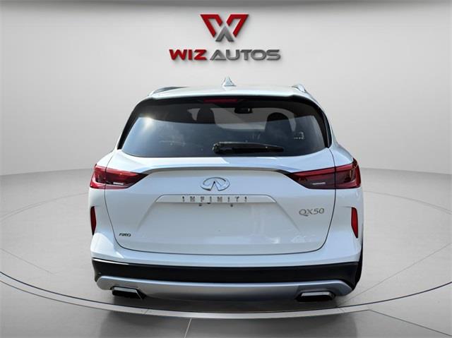 2019 Infiniti QX50 Essential photo 6