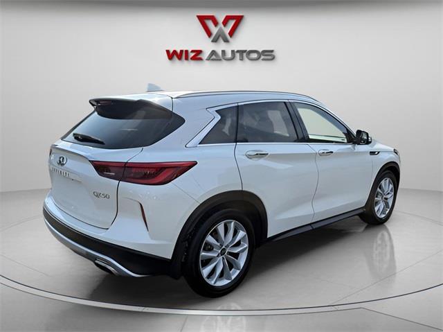 2019 Infiniti QX50 Essential photo 7