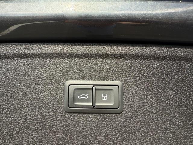 2020 Audi Q5 Premium photo 9