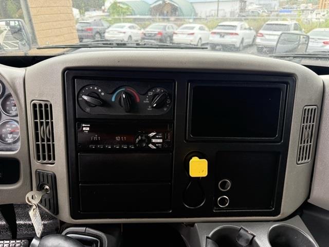 2018 International 4300 DuraStar 4300 photo 18