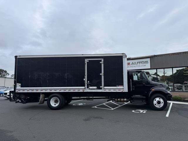 2018 International 4300 DuraStar 4300 photo 8