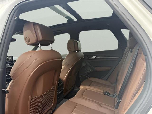2020 Audi Q5 45 Prestige photo 19