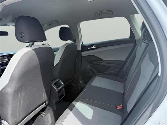 2022 Volkswagen Taos S photo 14