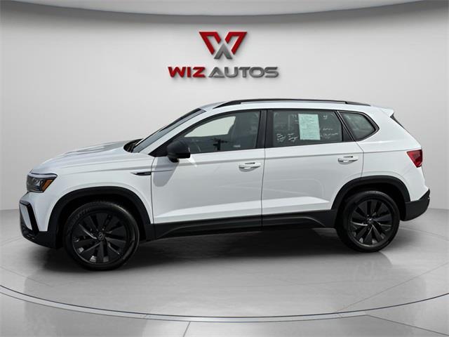 2022 Volkswagen Taos S photo 2