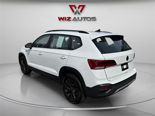 2022 Volkswagen Taos S photo 3