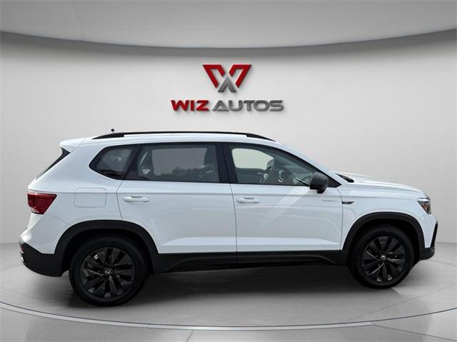 2022 Volkswagen Taos S photo 4