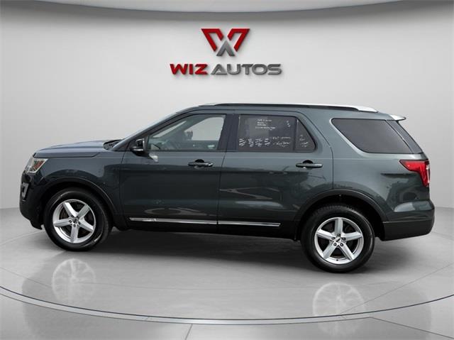 2016 Ford Explorer XLT photo 5