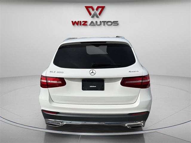 2018 Mercedes Benz GLC 300 4MATIC photo 4