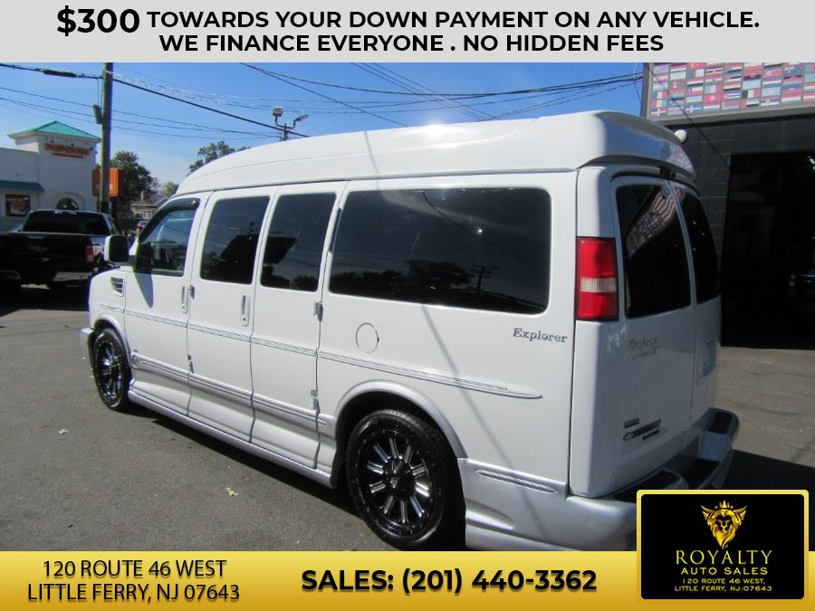 2012 Chevrolet Express Cargo Van photo 4