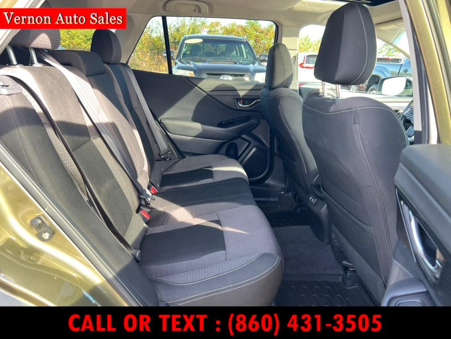 2021 Subaru Outback Premium photo 13