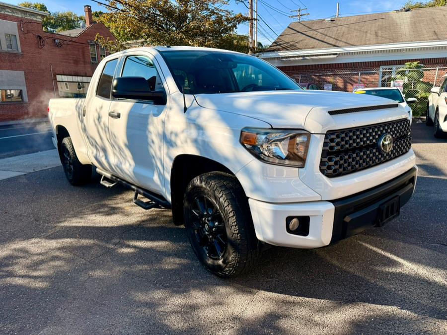 Used 2019 Toyota Tundra 4WD in Shelton, Connecticut | Center Motorsports LLC. Shelton, Connecticut