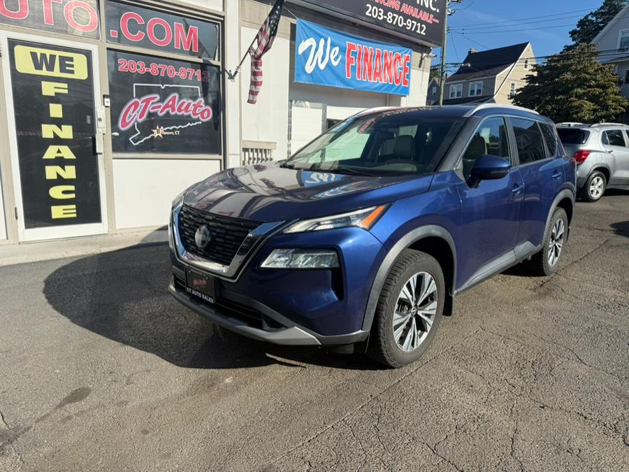 2022 Nissan Rogue SV photo 2