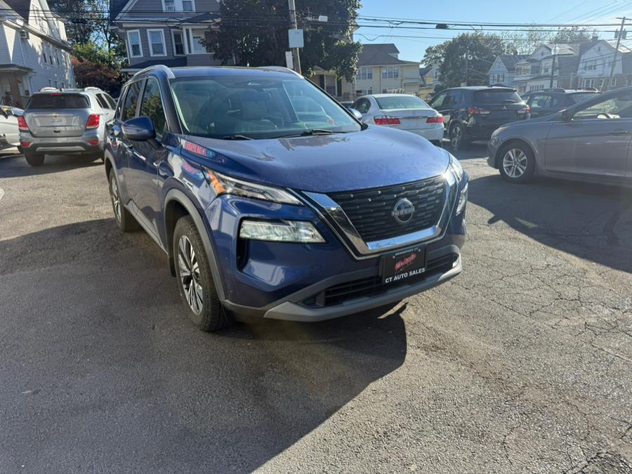 2022 Nissan Rogue SV photo 4