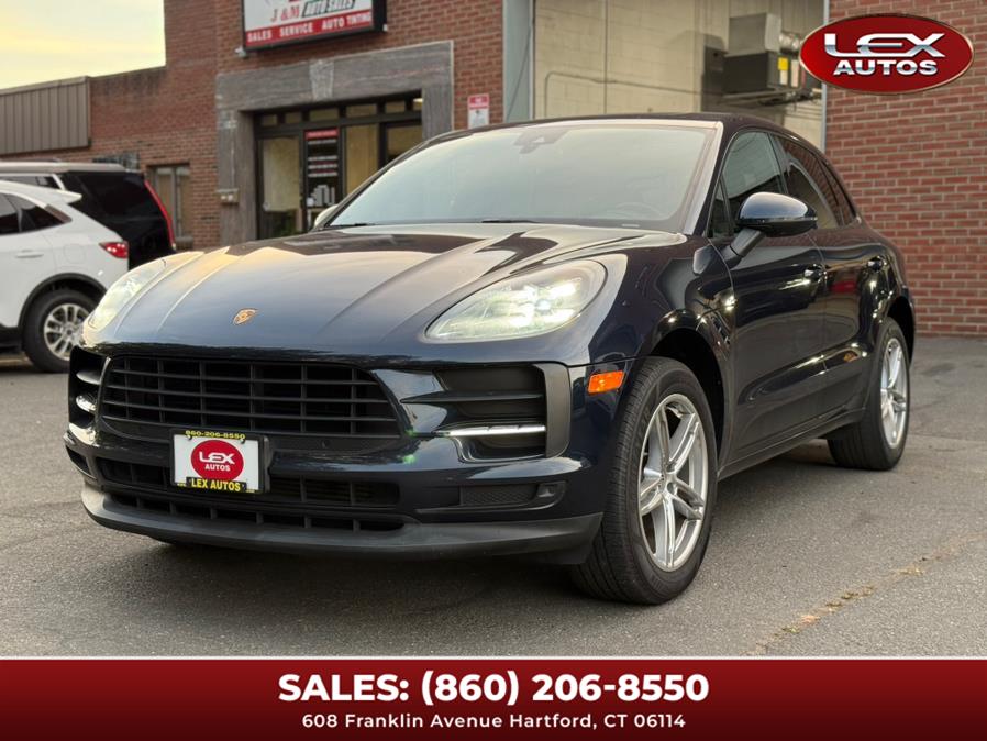 2020 Porsche Macan photo 2