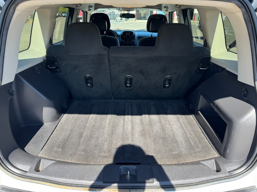 2014 Jeep Patriot 4WD 4dr North, available for sale in Ortonville, Michigan | Marsh Auto Sales LLC. Ortonville, Michigan 2014 Jeep Patriot 4WD 4dr North, available for sale in Ortonville, Michigan | Marsh Auto Sales LLC. Ortonville, Michigan