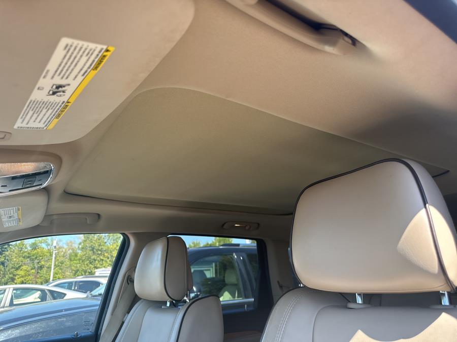 2011 Jeep Grand Cherokee 4WD 4dr Overland, available for sale in Beavercreek, Ohio | Wholesale Direct Motors. Beavercreek, Ohio 2011 Jeep Grand Cherokee 4WD 4dr Overland, available for sale in Beavercreek, Ohio | Wholesale Direct Motors. Beavercreek, Ohio