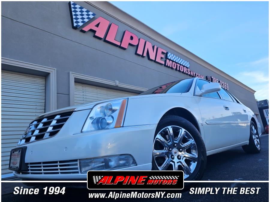 Used 2008 Cadillac DTS in Wantagh, New York | Alpine Motors Inc. Wantagh, New York