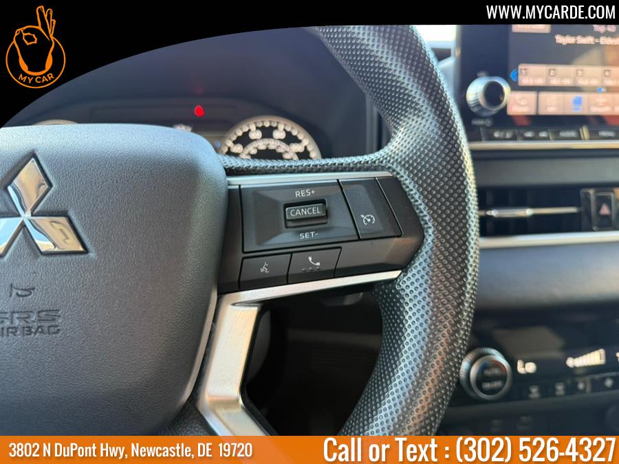 2022 Mitsubishi Outlander ES S-AWC photo 23