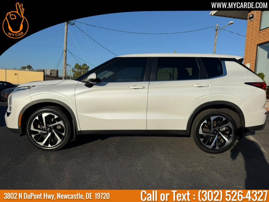 2022 Mitsubishi Outlander ES S-AWC photo 4