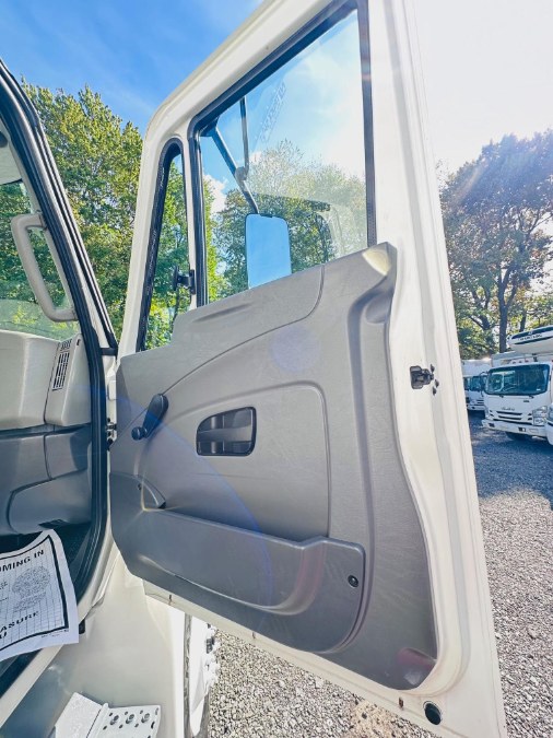 2018 INTERNATIONAL 4300 26 FEET DRY BOX + CUMMINS ENG + LIFT GATE + NO CDL, available for sale in South Amboy, New Jersey | NJ Truck Spot. South Amboy, New Jersey 2018 INTERNATIONAL 4300 26 FEET DRY BOX + CUMMINS ENG + LIFT GATE + NO CDL, available for sale in South Amboy, New Jersey | NJ Truck Spot. South Amboy, New Jersey