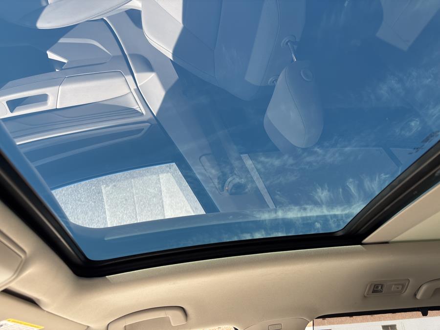 2021 Volkswagen Atlas V6 SEL photo 21