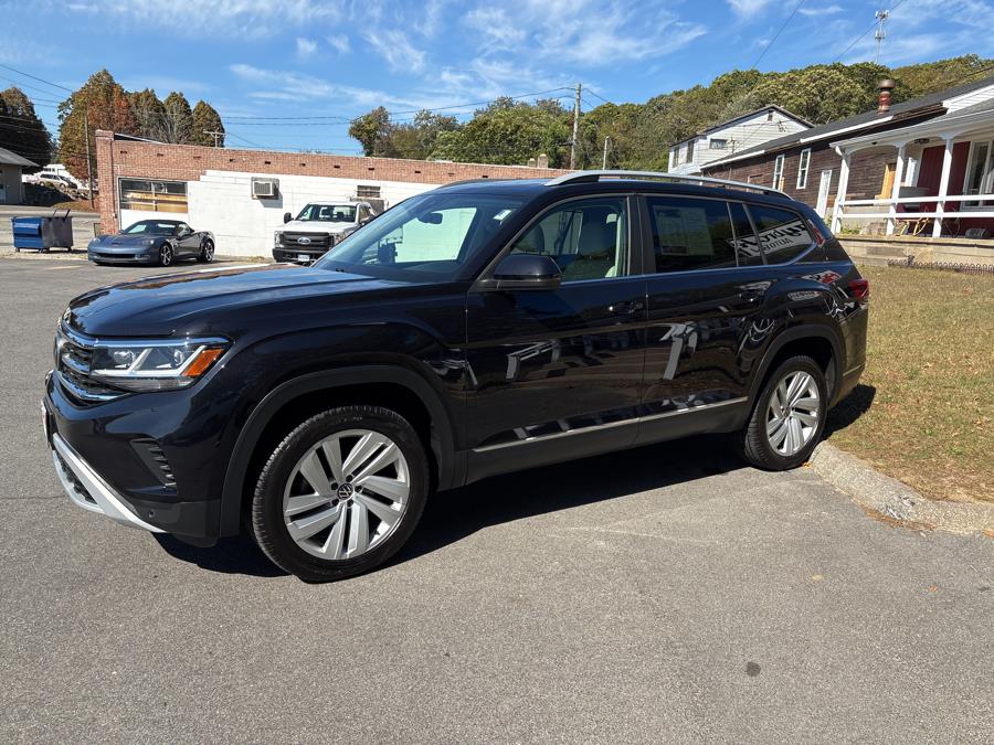 2021 Volkswagen Atlas V6 SEL photo 2
