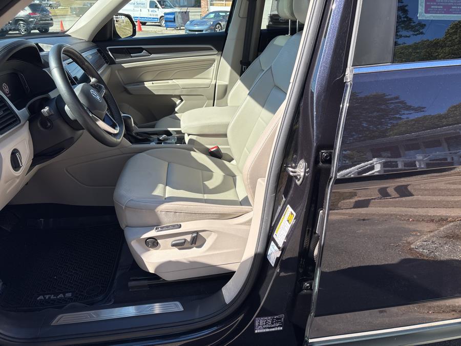 2021 Volkswagen Atlas V6 SEL photo 16