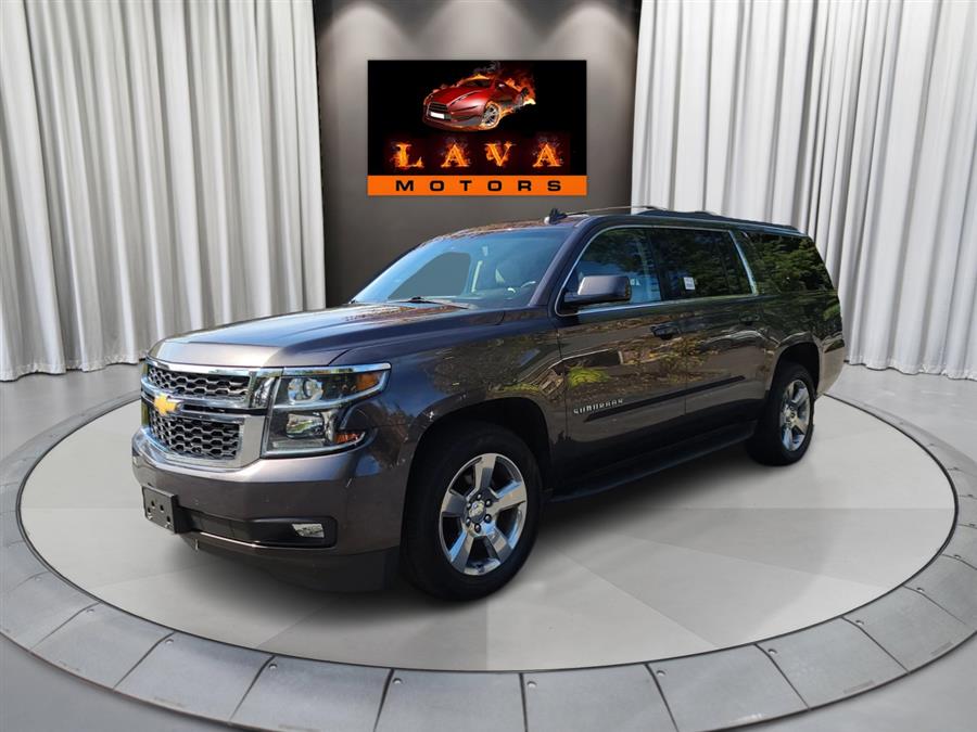 2017 Chevrolet Suburban 1500 LT photo 2