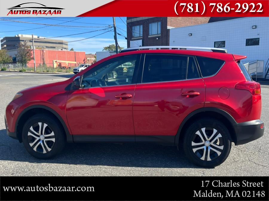 2015 Toyota RAV4 LE photo 2
