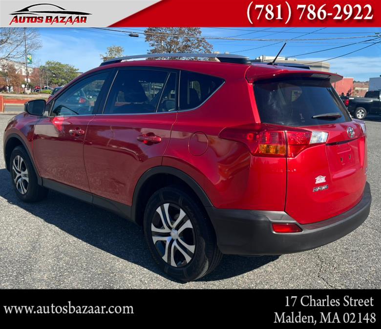 2015 Toyota RAV4 LE photo 3