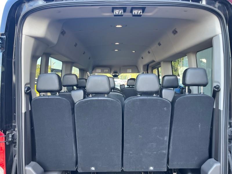2022 Ford Transit Passenger Van XLT photo 9