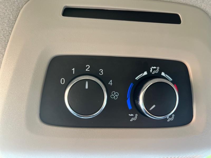 2022 Ford Transit Passenger Van XLT photo 12