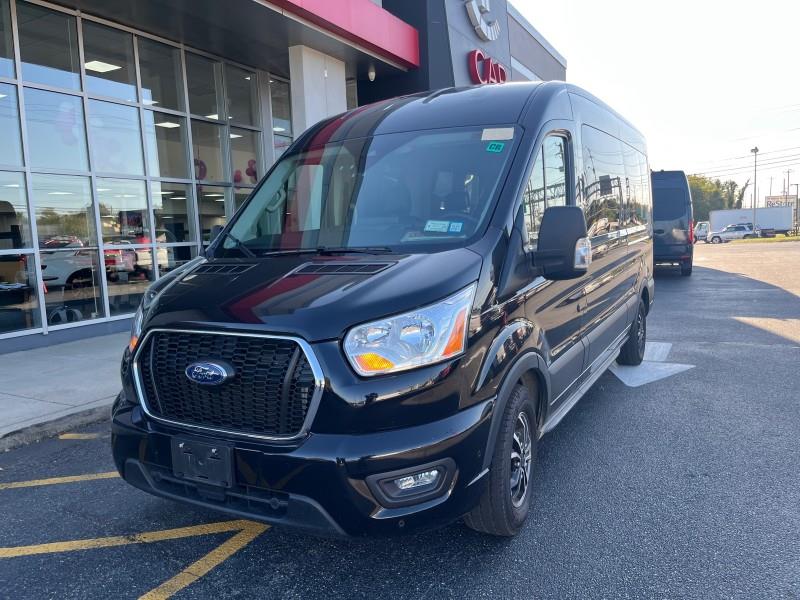 2022 Ford Transit Passenger Van XLT photo 3