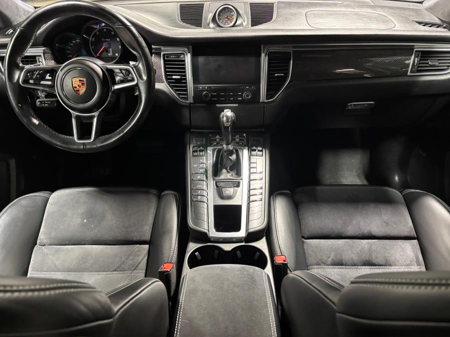 2018 Porsche Macan Turbo Performance Package photo 13