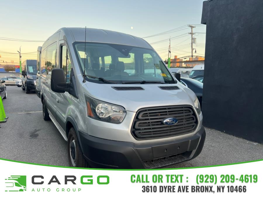 Used Ford Transit Wagon T-350 148" Med Roof XLT Sliding RH Dr 2017 | Cargo Auto Group LLC. Bronx, New York