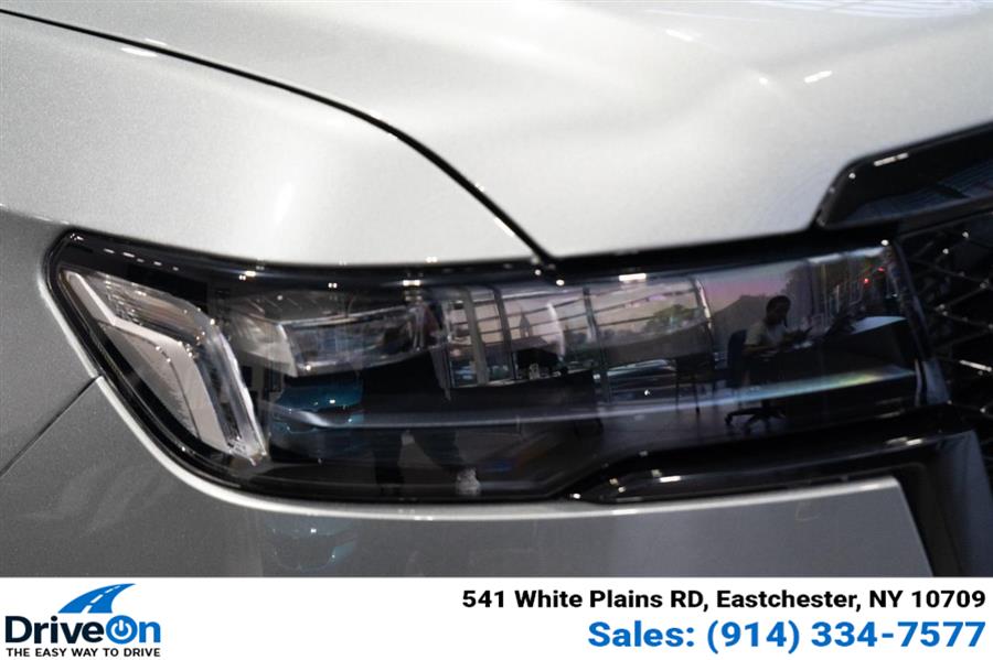 2023 Cadillac Escalade 4WD Sport Platinum, available for sale in Woodside, New York | Drive Central. Woodside, New York 2023 Cadillac Escalade 4WD Sport Platinum, available for sale in Woodside, New York | Drive Central. Woodside, New York