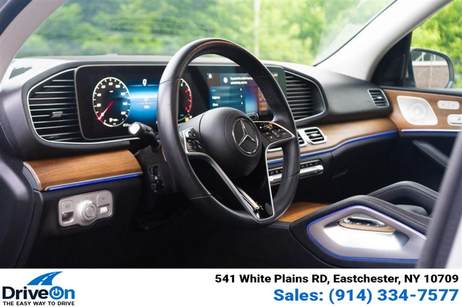 2024 Mercedes Benz GLE 450 4MATIC photo 2