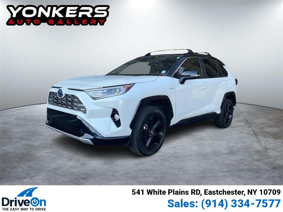 Used 2020 Toyota Rav4 in Woodside, New York | Drive Central. Woodside, New York