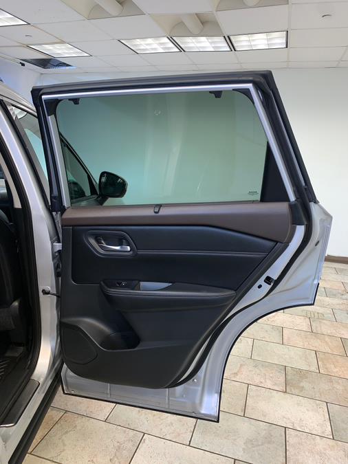 2023 Nissan Rogue SL photo 47